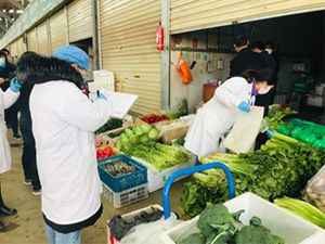 鏗鏘玫瑰 逆行中綻放精彩，愛心企業(yè)真情告白致敬女神